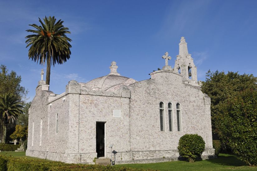 Iglesia-La-Toja-1.jpg